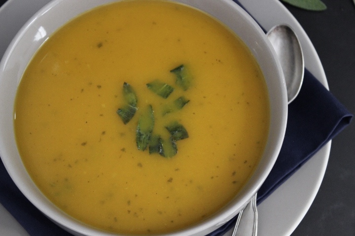 roasted squash soup with curry and sage