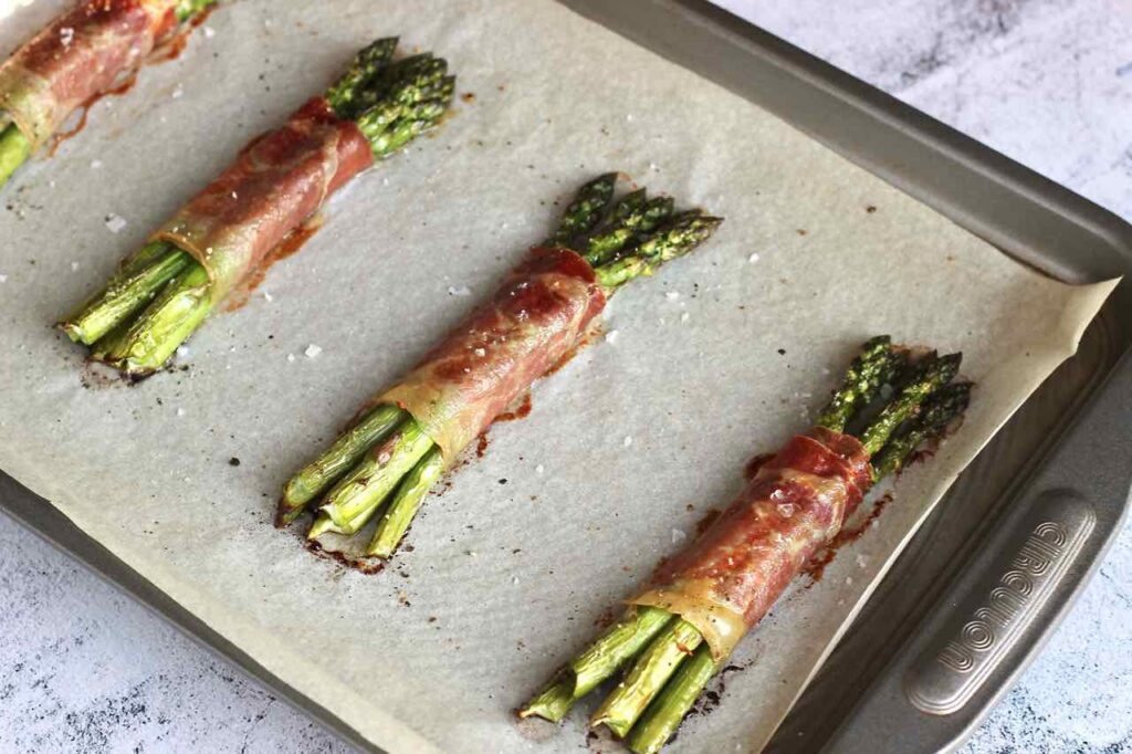 how to cook prosciutto wrapped asparagus