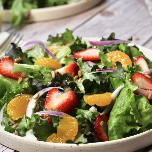 how to make a strawberry salad