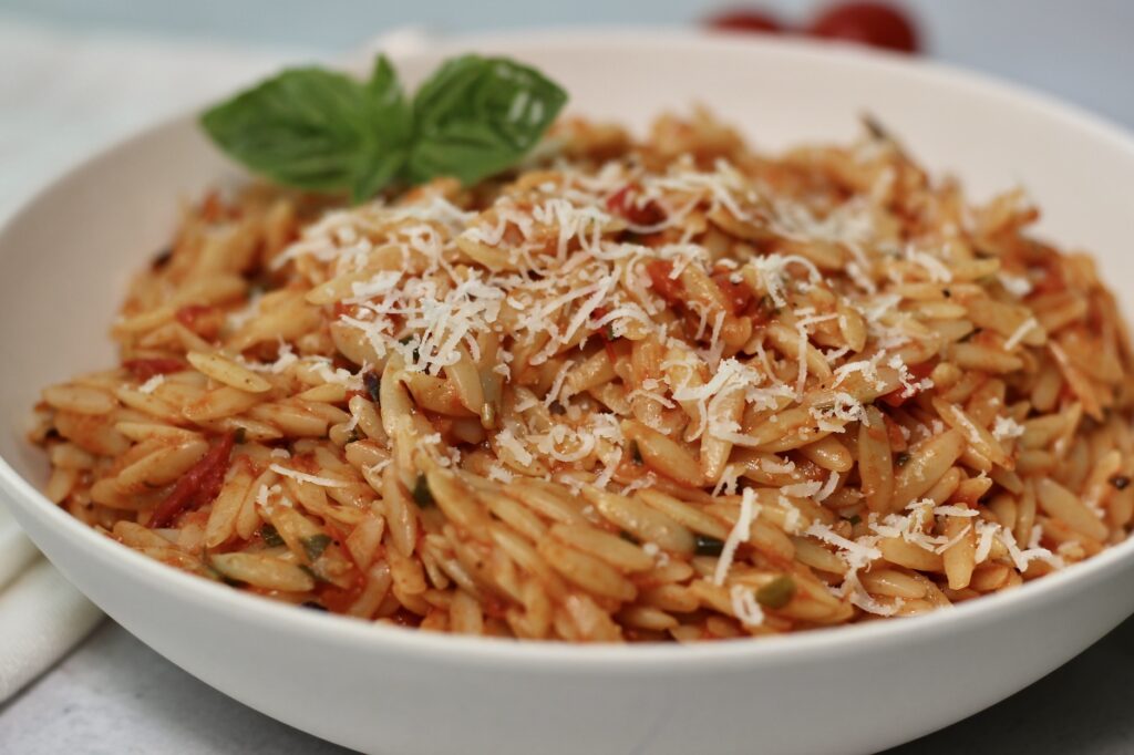 orzo pasta with tomato and basil