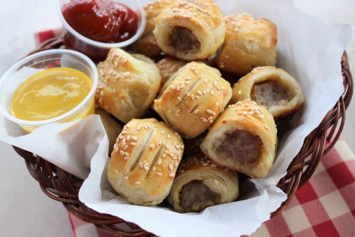 sausage rolls