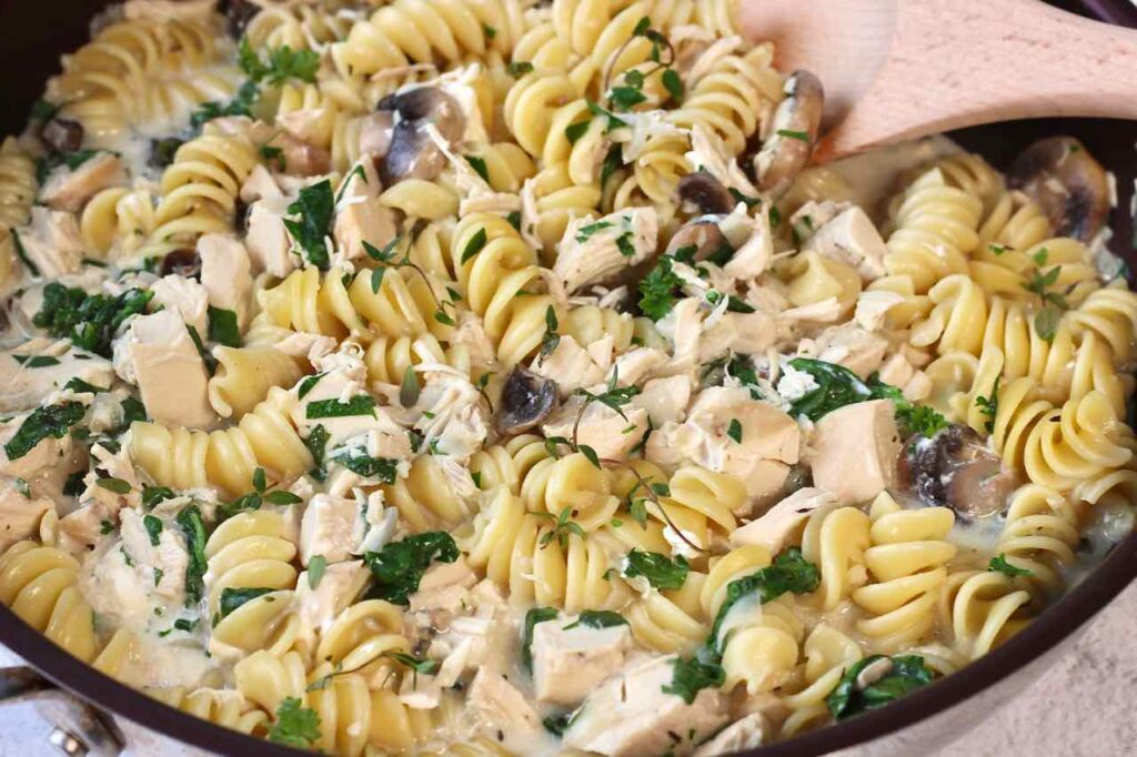 creamy chicken and mushroom pasta with spinach