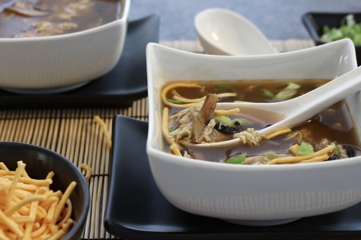 egg drop soup with chicken and mushrooms
