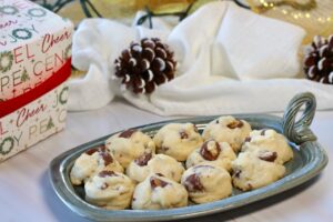 shortbread cookies with chocolate covered almonds