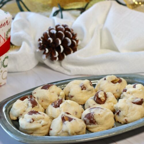 shortbread cookies with chocolate covered almonds