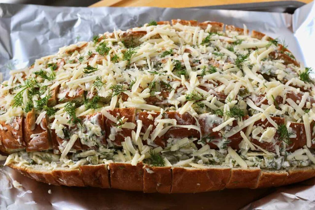 cheesy dill pickle bread