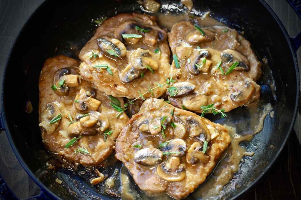 pork loins with mushroom sauce